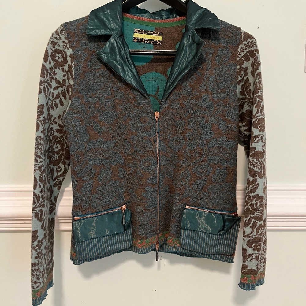 Eva & Claudi Zip Up Jacket